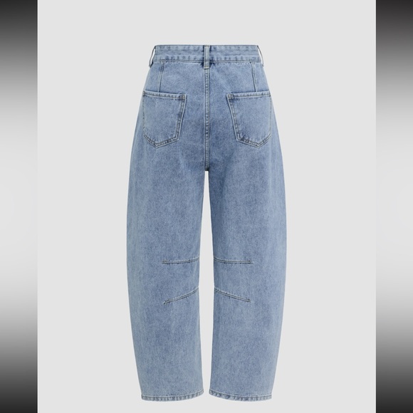 Mid rise pocket barrel leg jeans - Picture 6 of 10